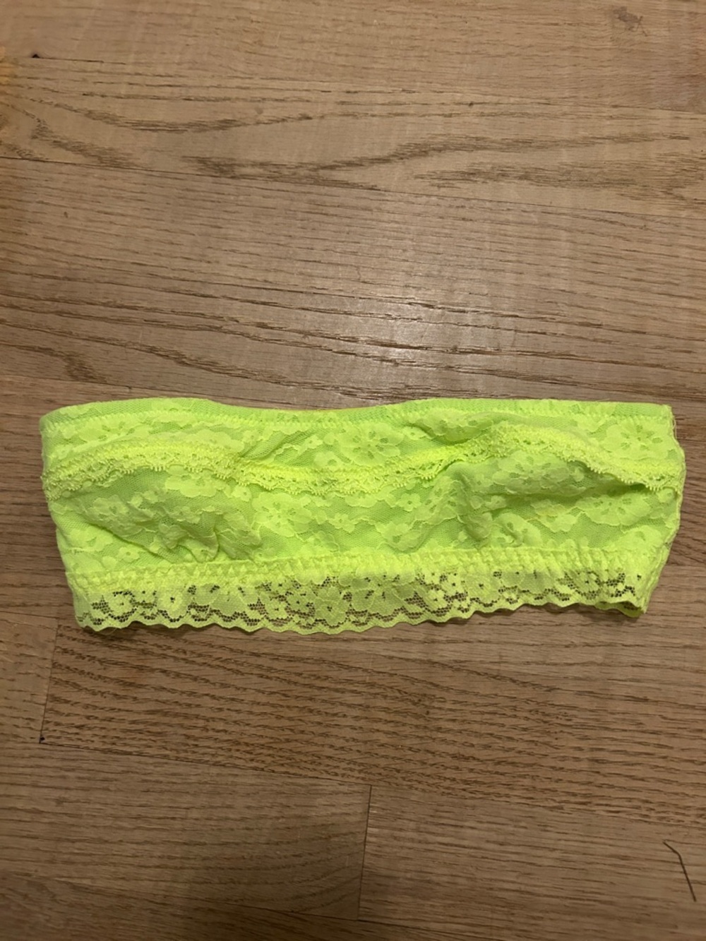 GILLY HICKS Unlined  Bandeau Neon Lace Bandeau Bra - Bright Yellow-Green